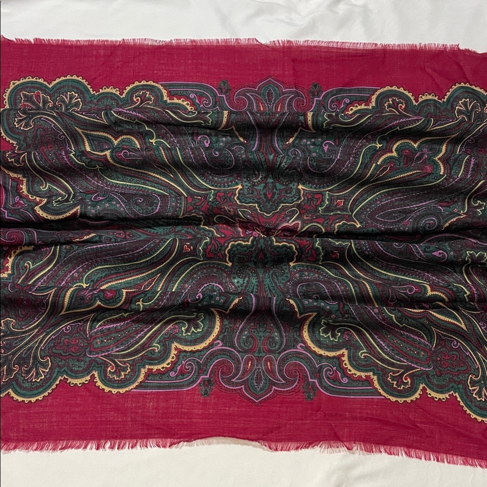 Vintage Collectif Wool Red and Green Paisley Scarf